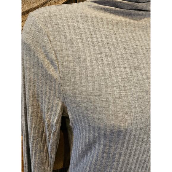 Christian Siriano Ribbed Knit Mock Neck Long Sleeve Top, Women's S SOFT peru ^ - Picture 2 of 8